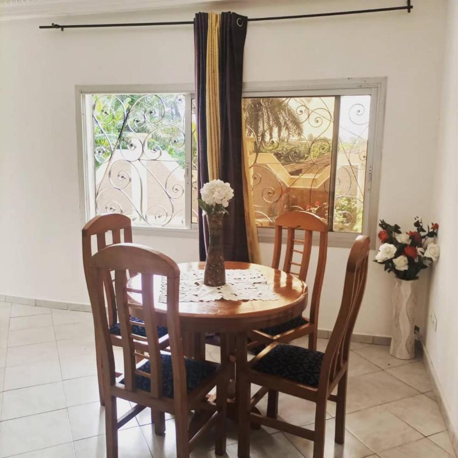Yaoundé Residence Sh מראה חיצוני תמונה
