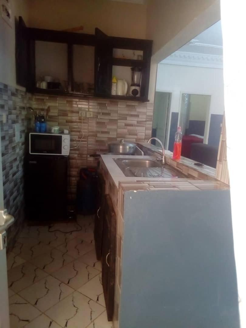 Yaoundé Residence Sh מראה חיצוני תמונה